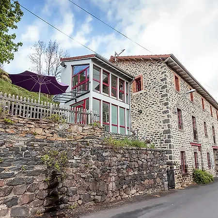 Hotel Gite-hotel La Cabourne