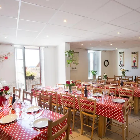 Gite-hotel La Cabourne Hotel