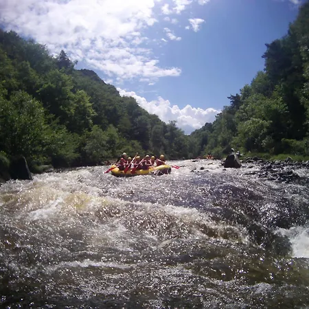 Gite-hotel La Cabourne